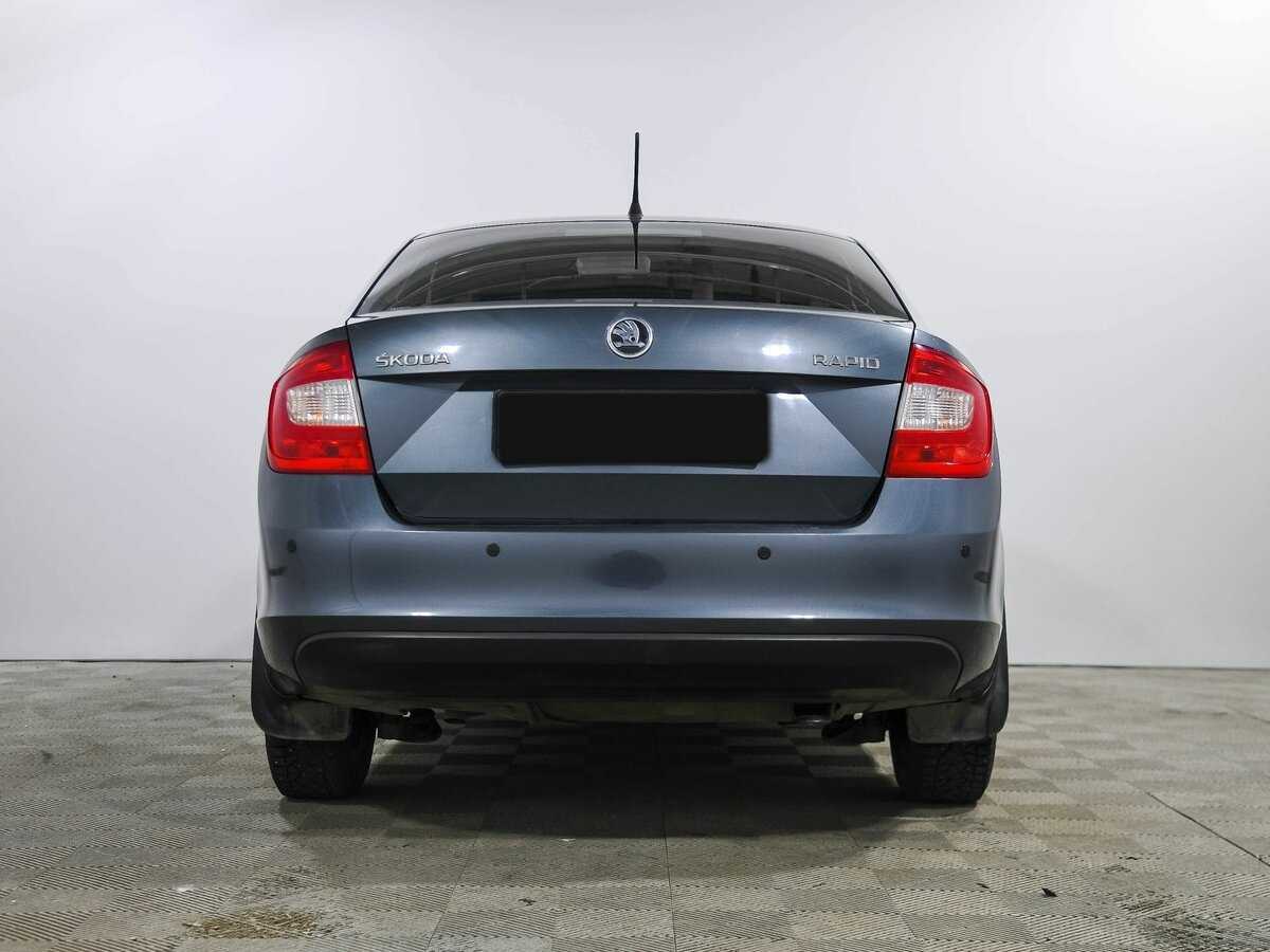 Купить Skoda Rapid с пробегом. Фото: #4