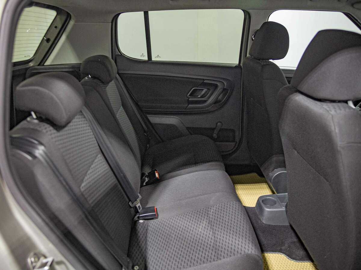 Купить Skoda Fabia с пробегом. Фото: #11