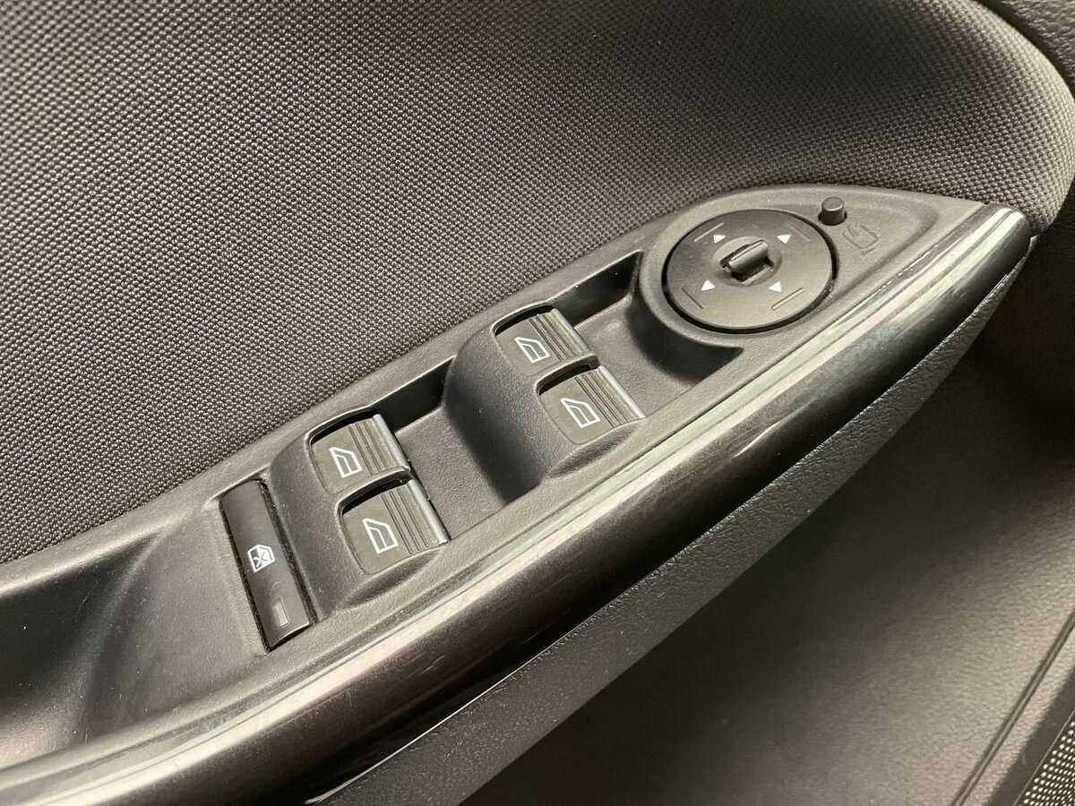 Купить Ford Focus с пробегом. Фото: #14