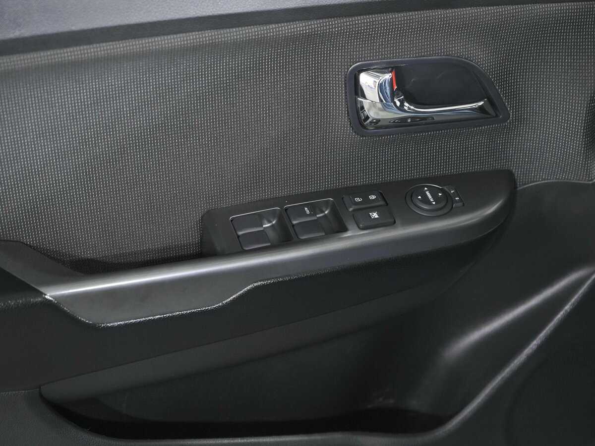 Купить Kia Rio с пробегом. Фото: #11