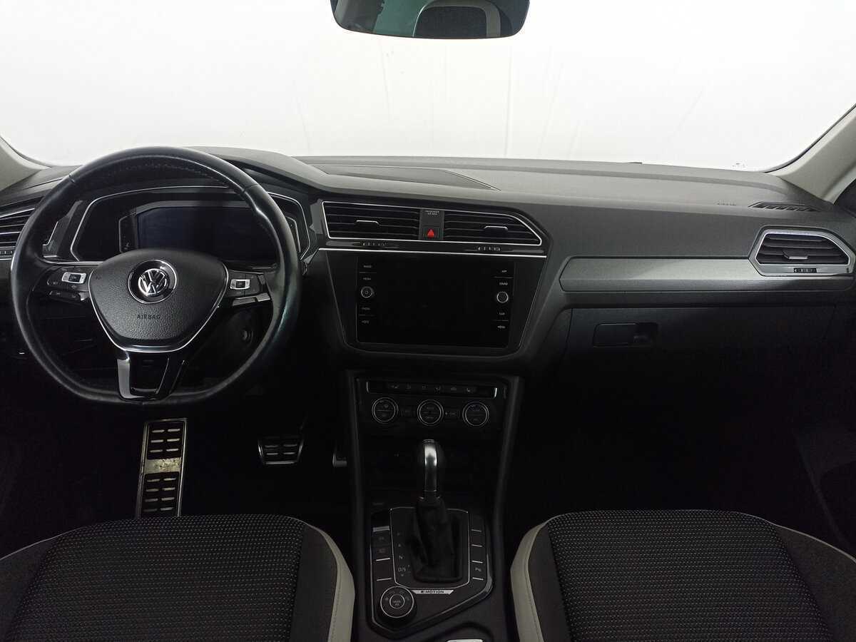 Купить Volkswagen Tiguan с пробегом. Фото: #13