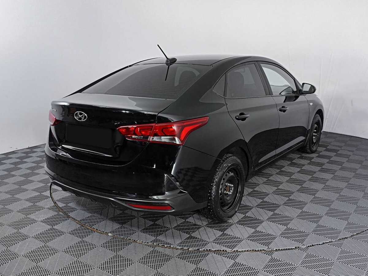 Купить Hyundai Solaris с пробегом. Фото: #4