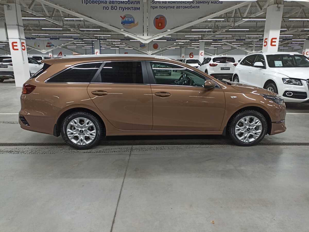 Купить Kia Ceed с пробегом. Фото: #3