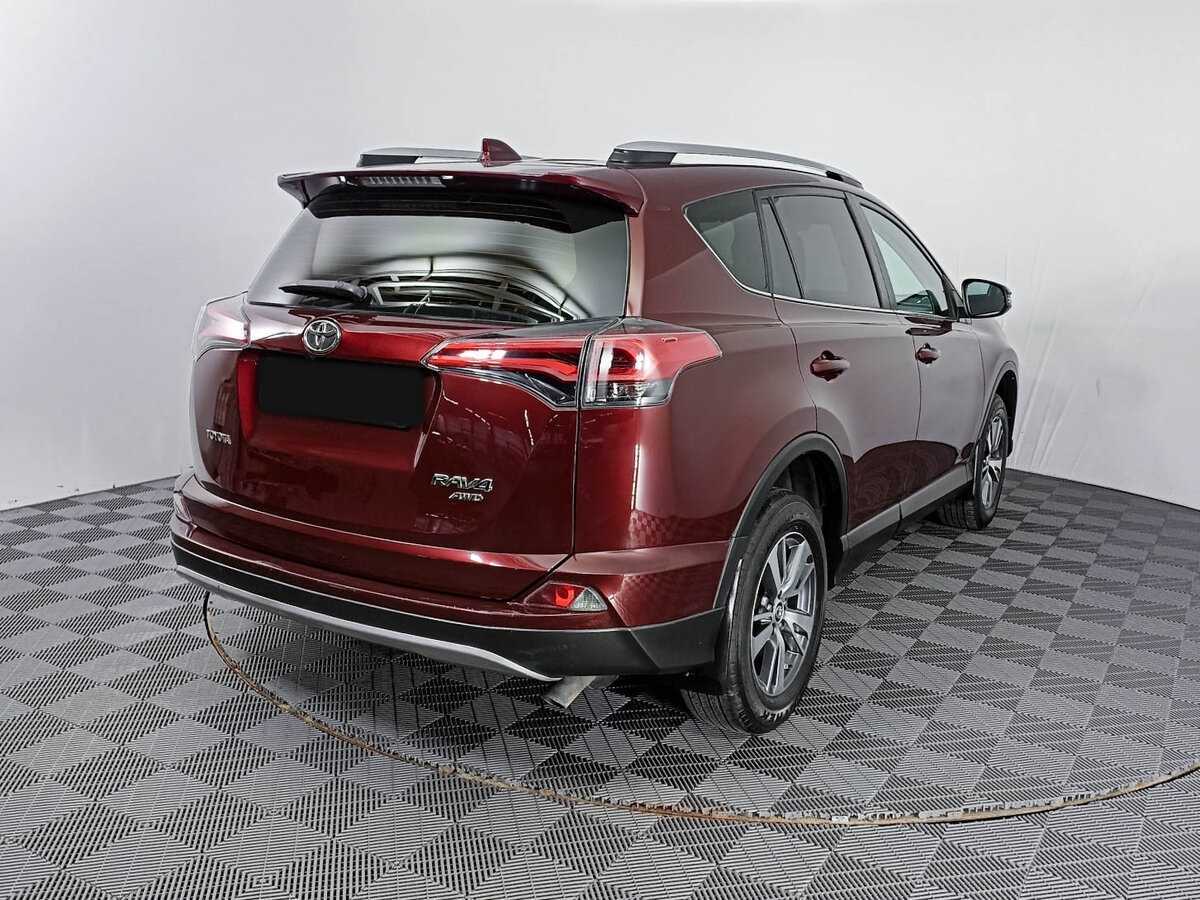 Купить Toyota RAV4 с пробегом. Фото: #4