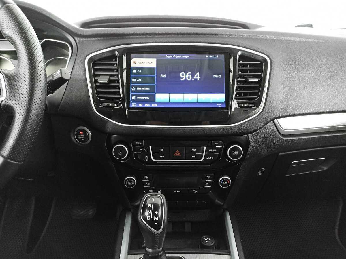 Купить Geely Emgrand X7 с пробегом. Фото: #12