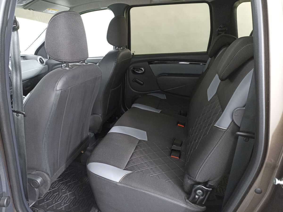 Купить Lada (ВАЗ) Largus с пробегом. Фото: #11