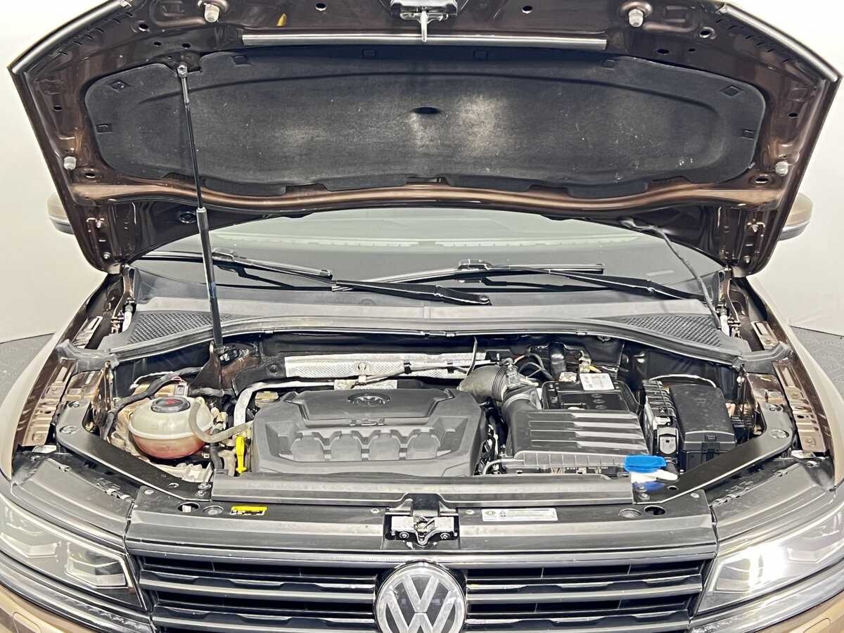 Купить Volkswagen Tiguan с пробегом. Фото: #6