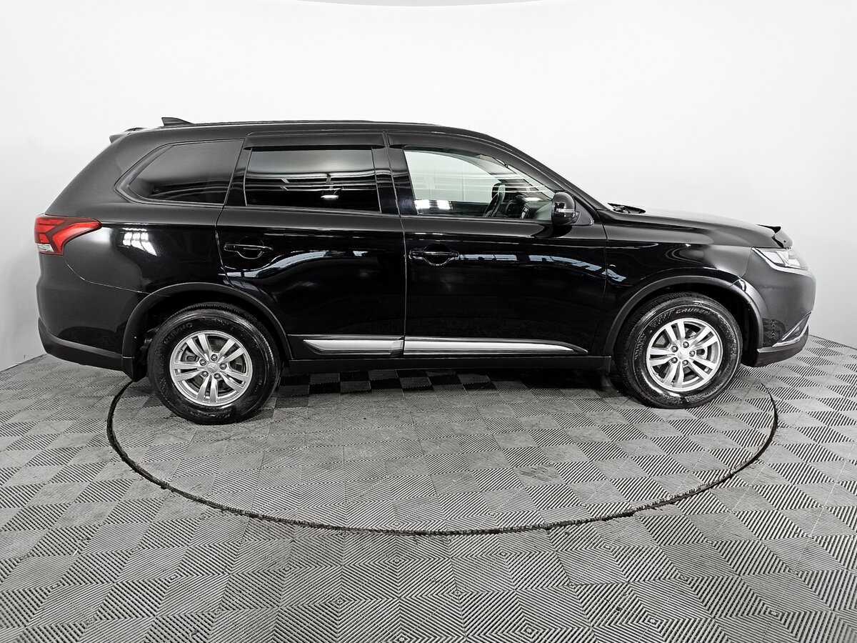Купить Mitsubishi Outlander с пробегом. Фото: #3