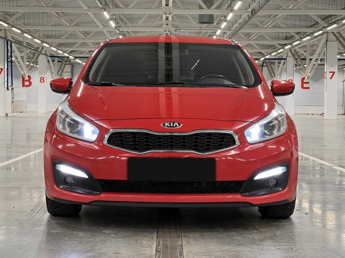 Купить Kia Ceed с пробегом. Фото: #1