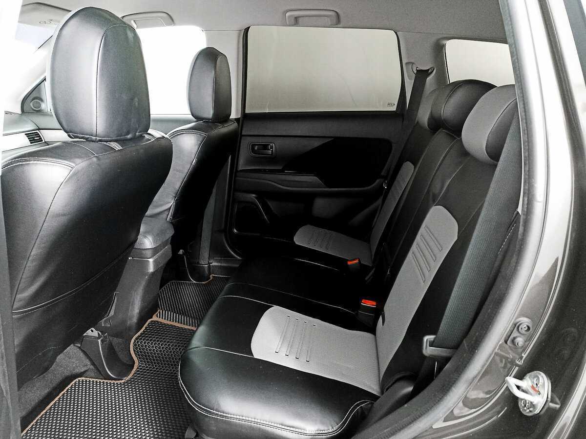 Купить Mitsubishi Outlander с пробегом. Фото: #10