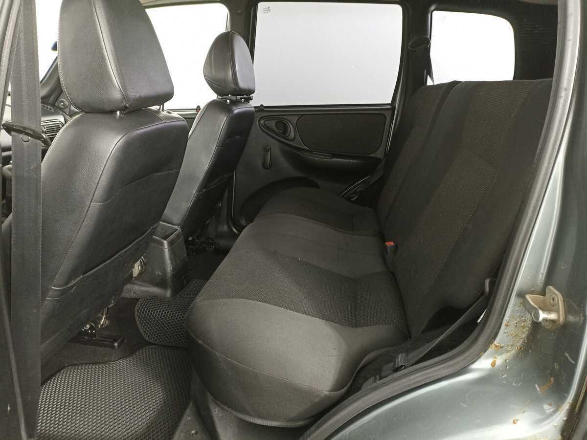 Купить Chevrolet Niva с пробегом. Фото: #11