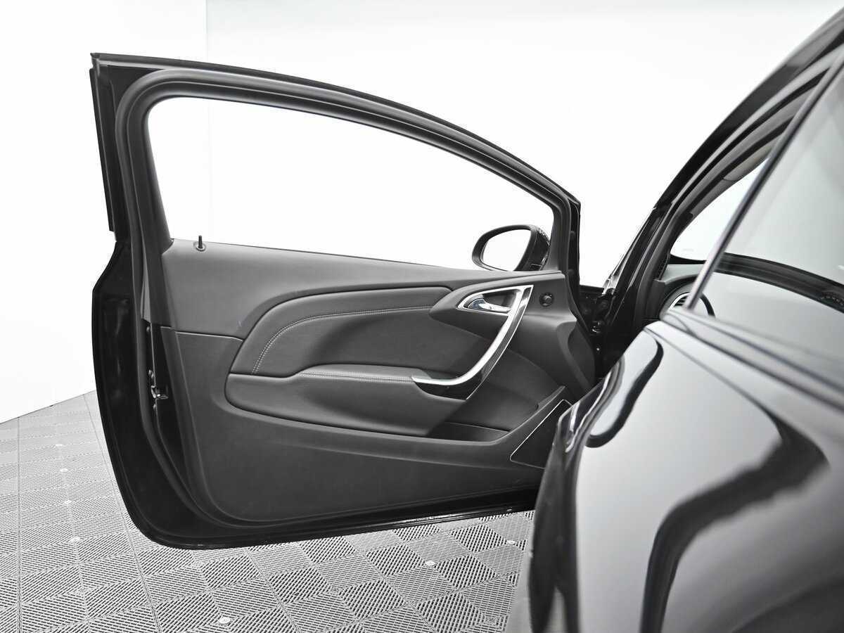 Купить Opel Astra с пробегом. Фото: #4