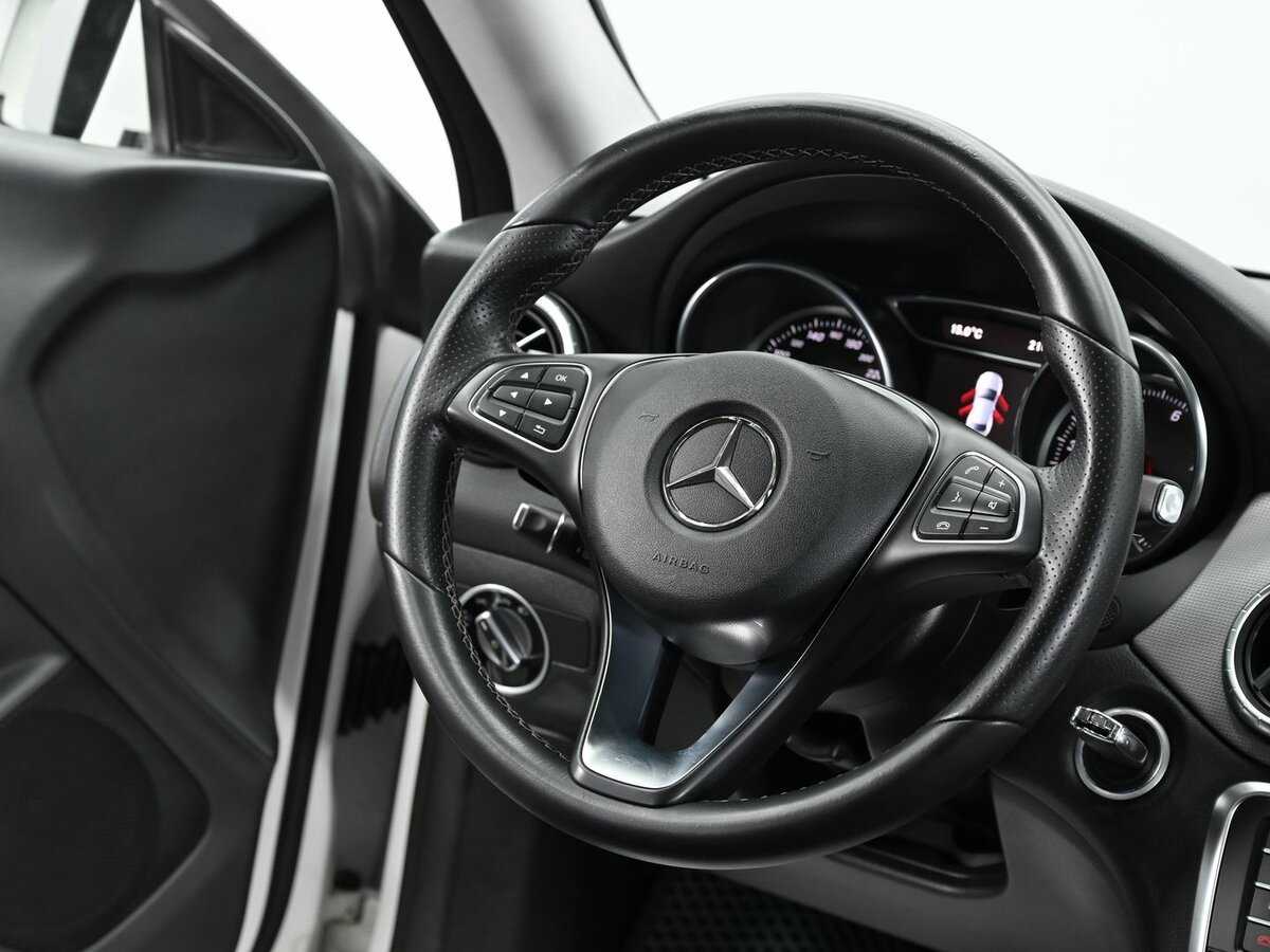 Купить Mercedes-Benz CLA с пробегом. Фото: #11