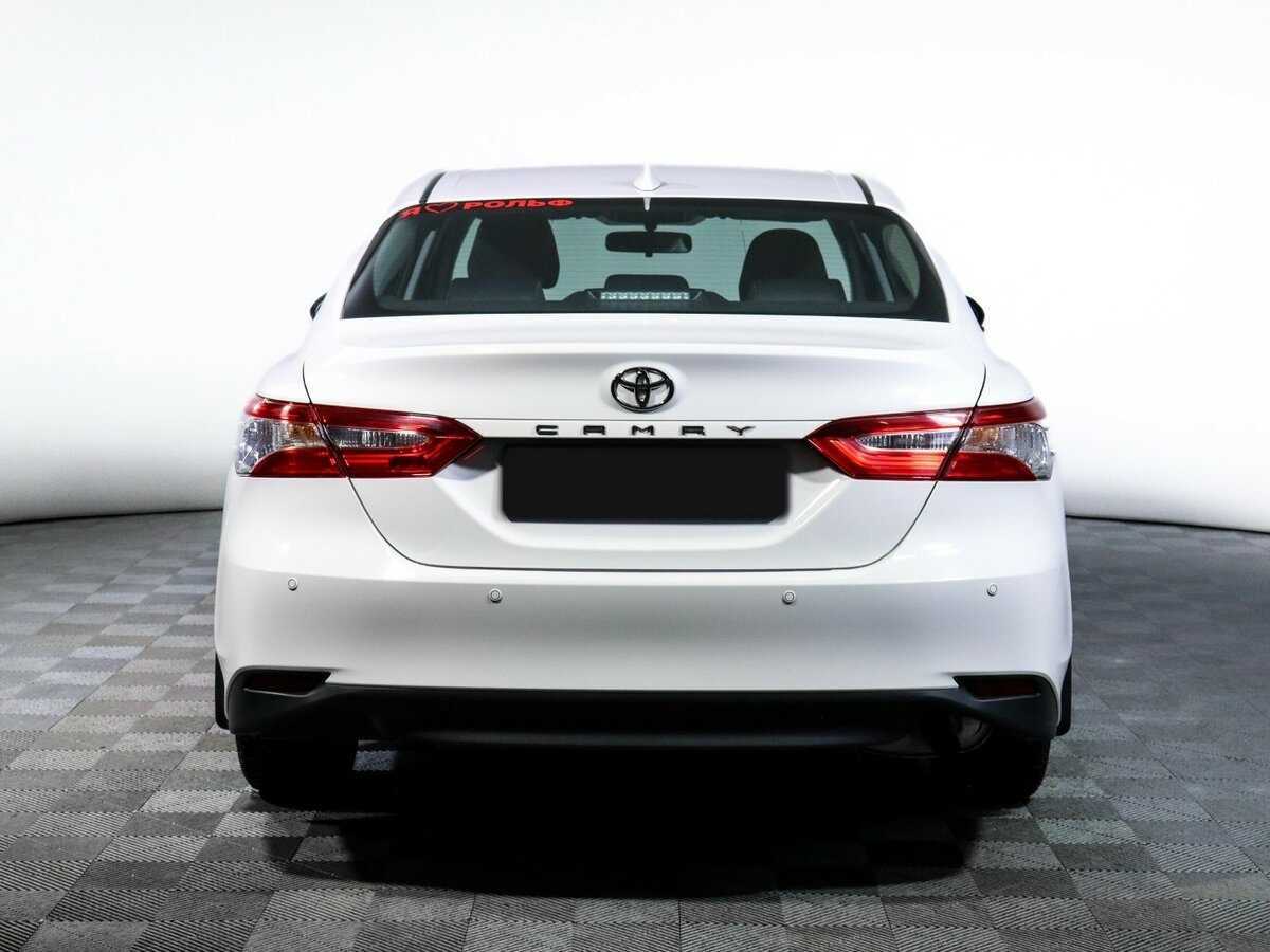 Купить Toyota Camry с пробегом. Фото: #5