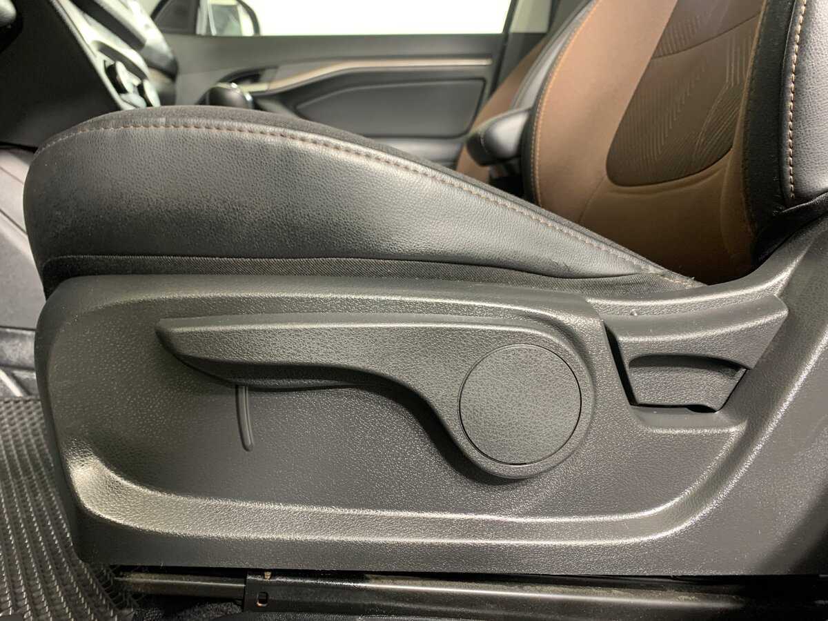 Купить Lada (ВАЗ) Vesta с пробегом. Фото: #16