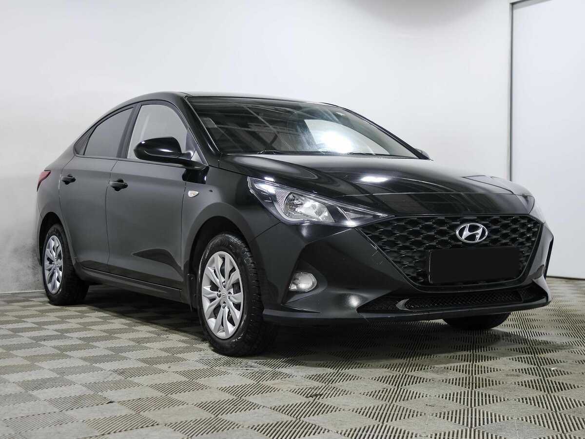 Купить Hyundai Solaris с пробегом. Фото: #2