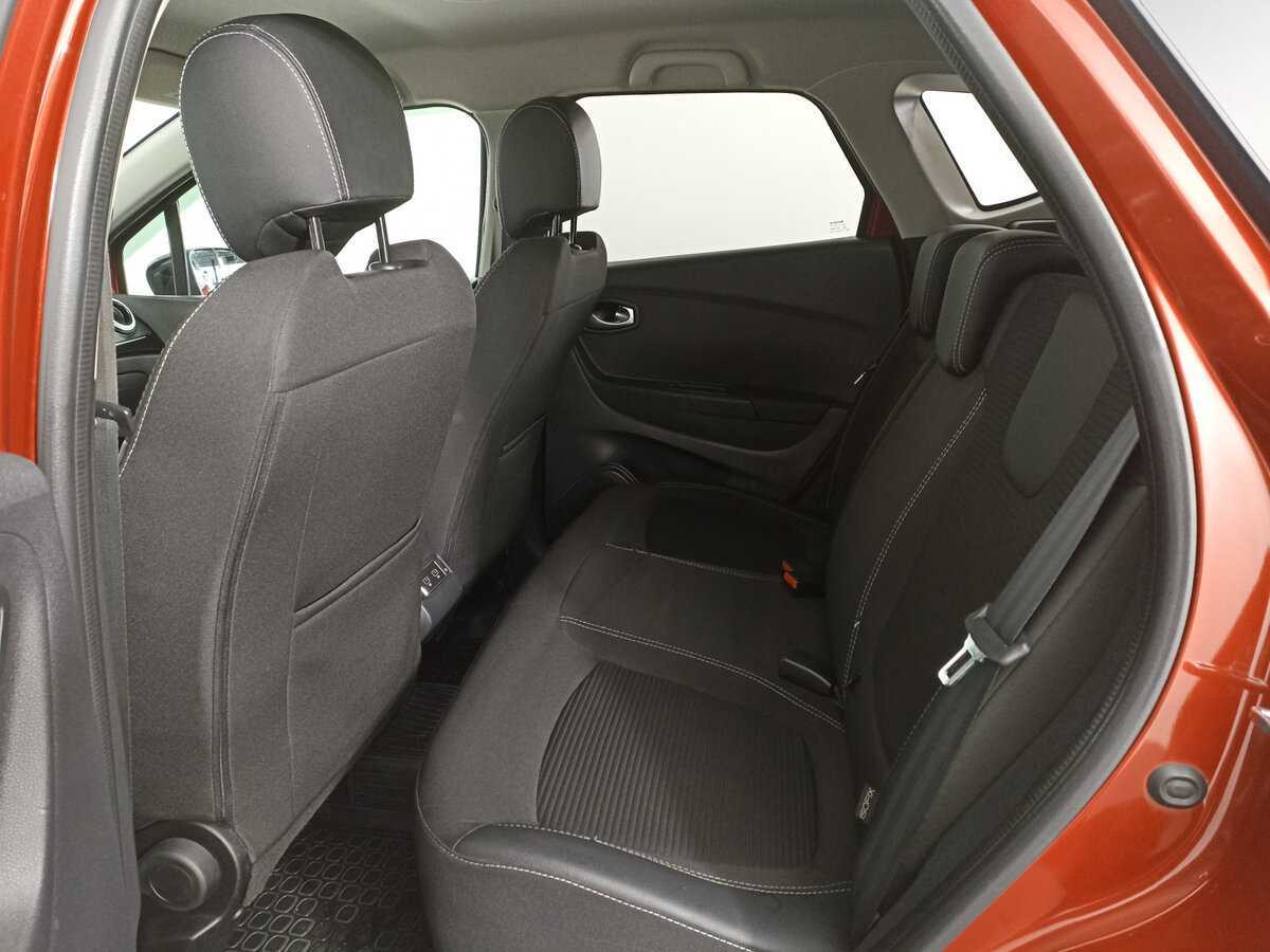 Купить Renault Kaptur с пробегом. Фото: #11