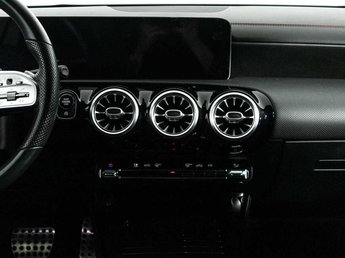 Купить Mercedes-Benz CLA с пробегом. Фото: #10