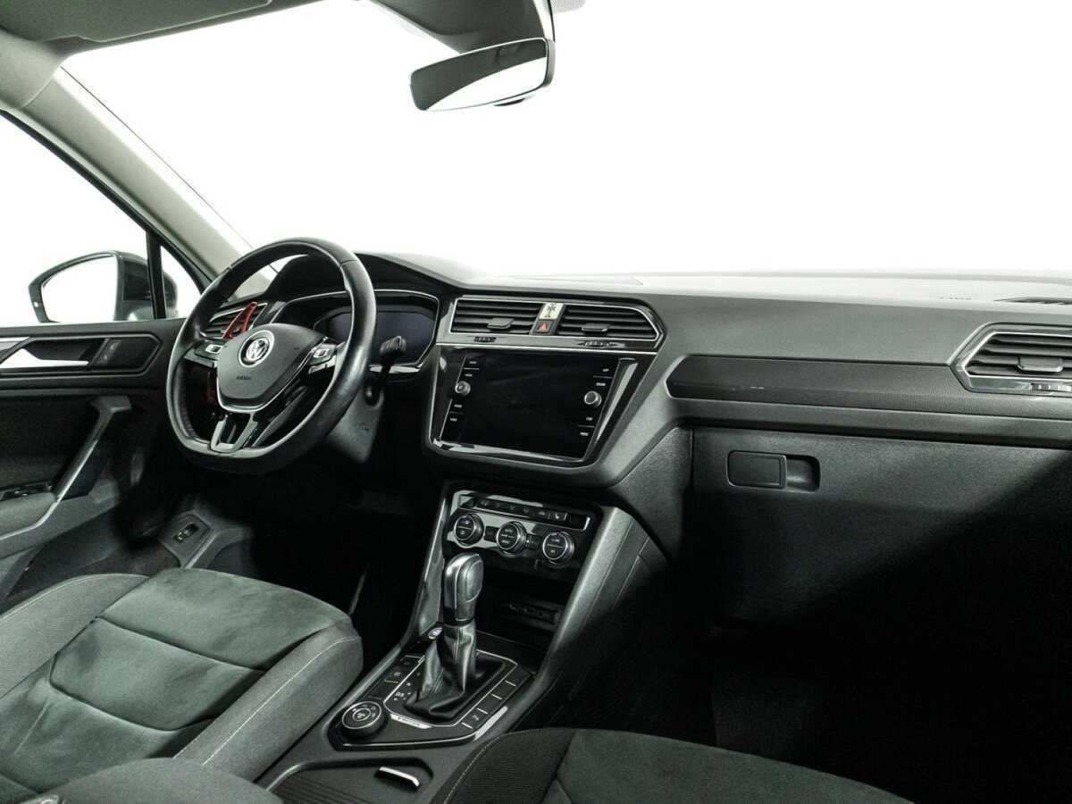 Купить Volkswagen Tiguan с пробегом. Фото: #8
