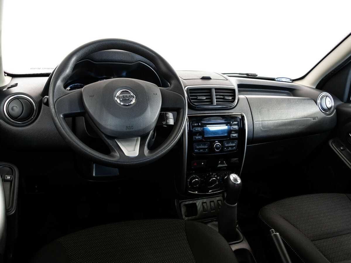 Купить Nissan Terrano с пробегом. Фото: #10