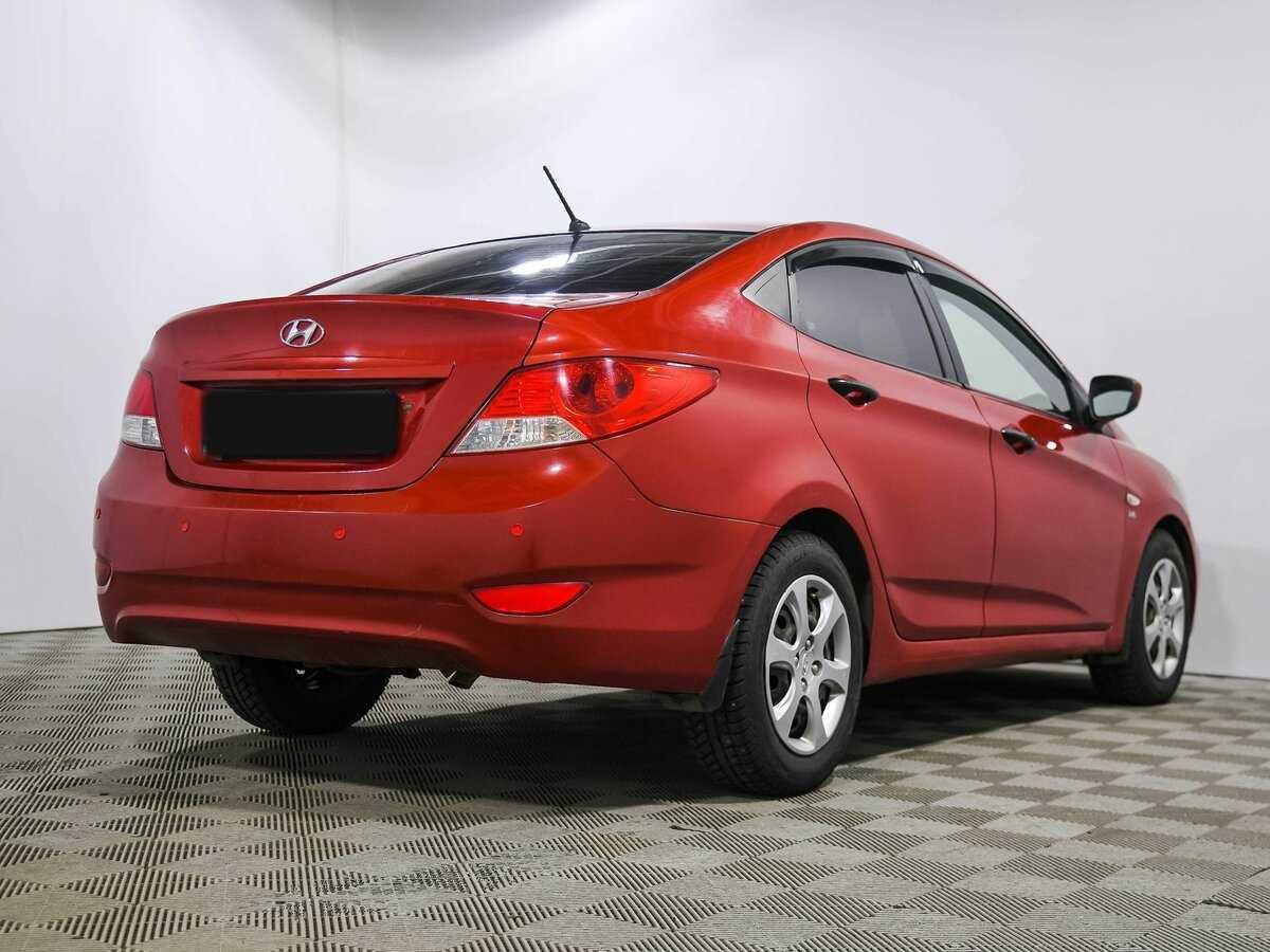 Купить Hyundai Solaris с пробегом. Фото: #2