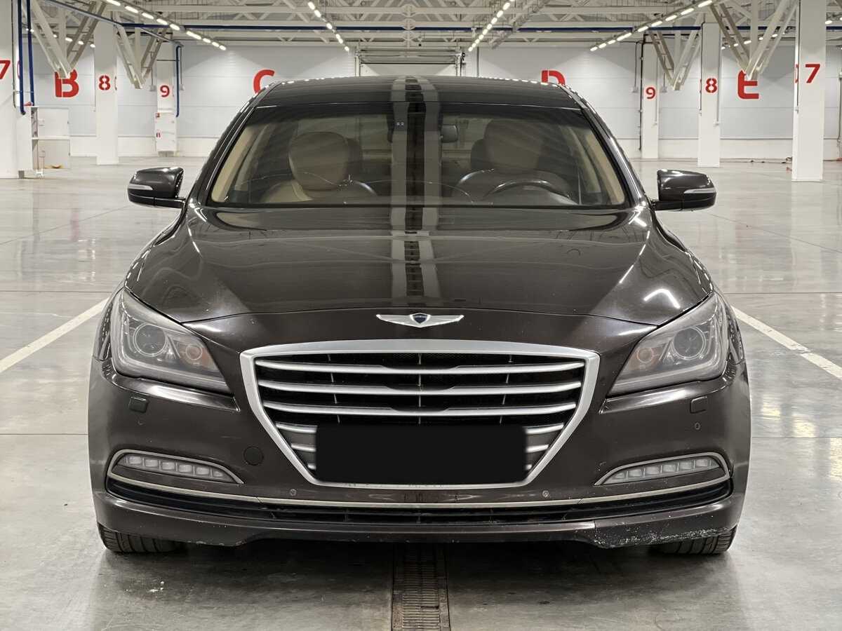Купить Hyundai Genesis с пробегом. Фото: #1