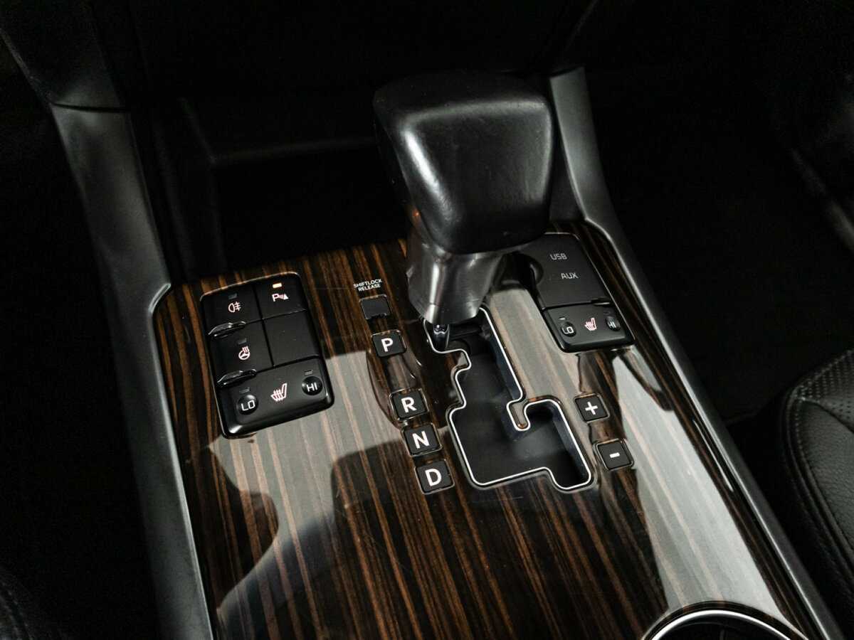 Купить Kia Mohave с пробегом. Фото: #19