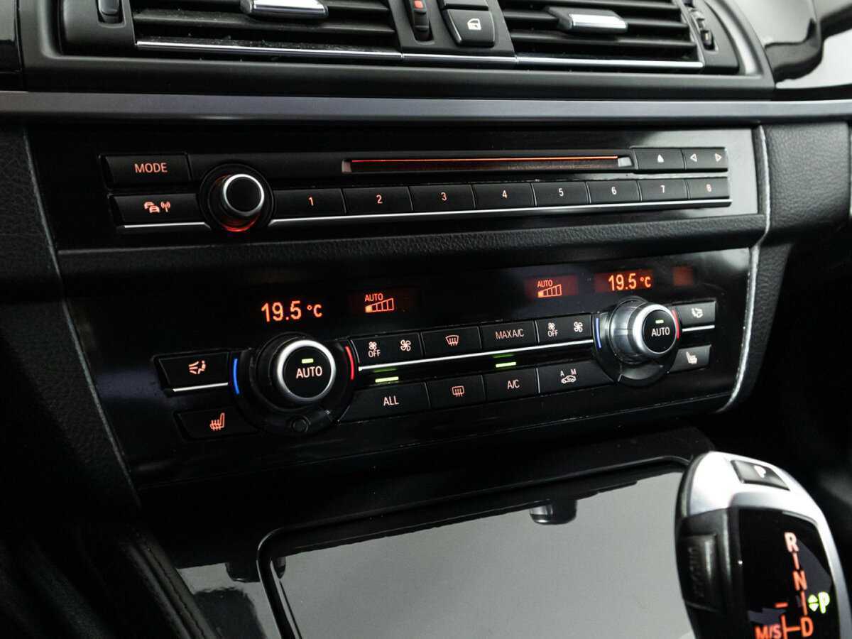 Купить BMW 5 серии с пробегом. Фото: #18