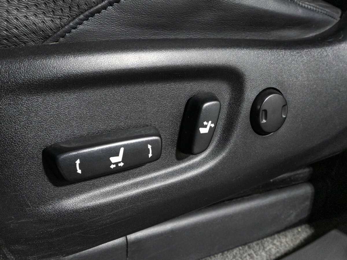 Купить Toyota Land Cruiser Prado с пробегом. Фото: #13