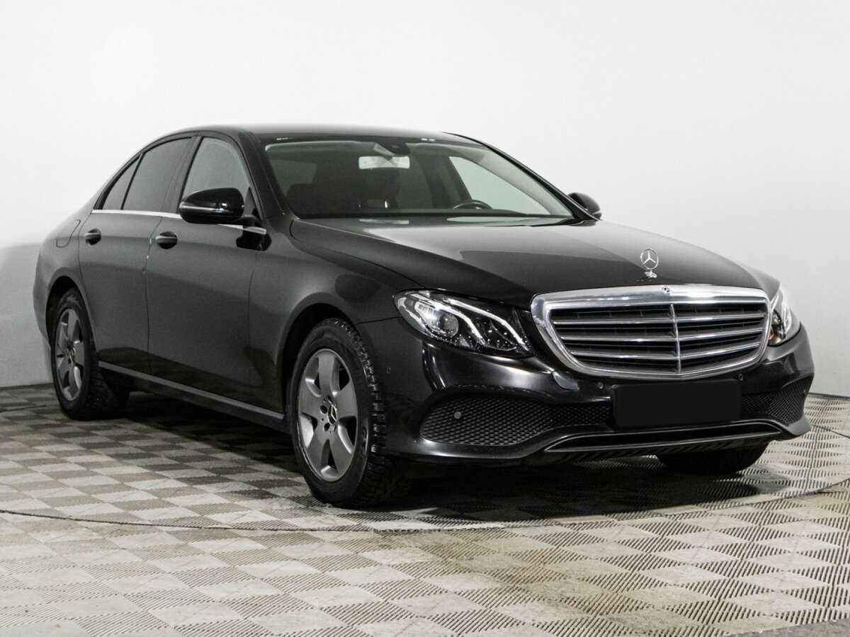 Купить Mercedes-Benz E-Класс с пробегом. Фото: #2