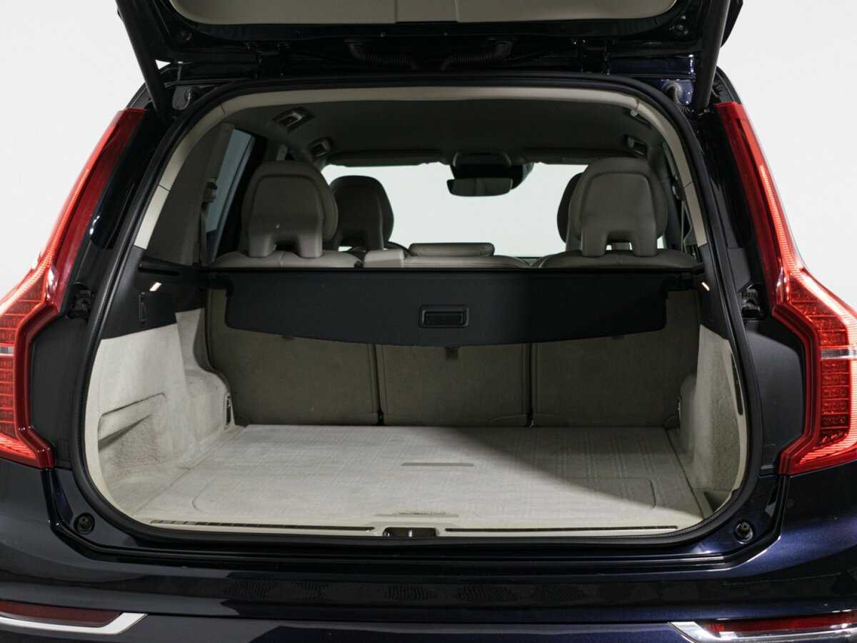 Купить Volvo XC90 с пробегом. Фото: #5