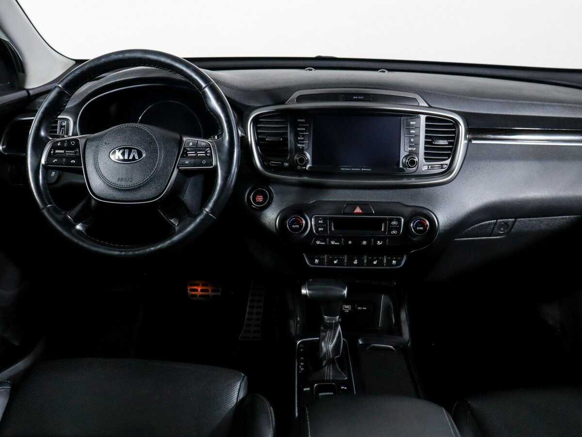 Купить Kia Sorento с пробегом. Фото: #8