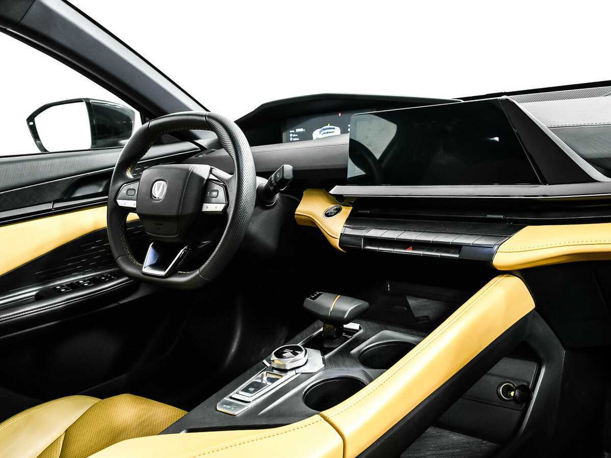 Купить Changan UNI-V с пробегом. Фото: #8