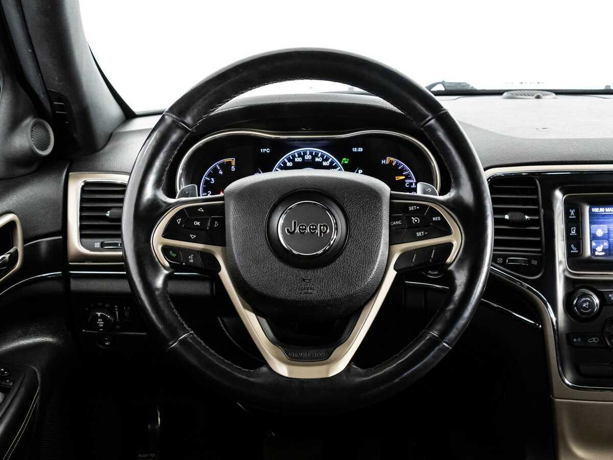 Купить Jeep Grand Cherokee с пробегом. Фото: #9