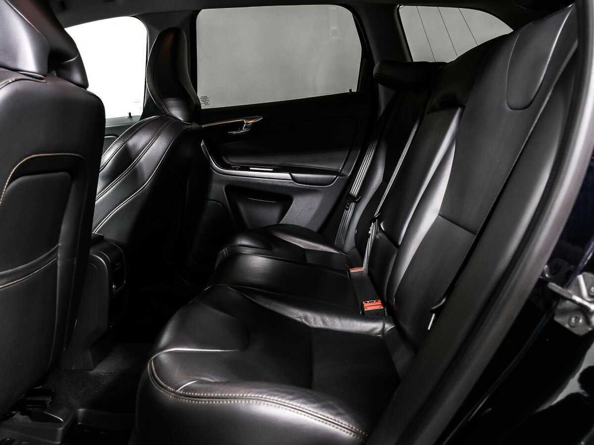 Купить Volvo XC60 с пробегом. Фото: #12
