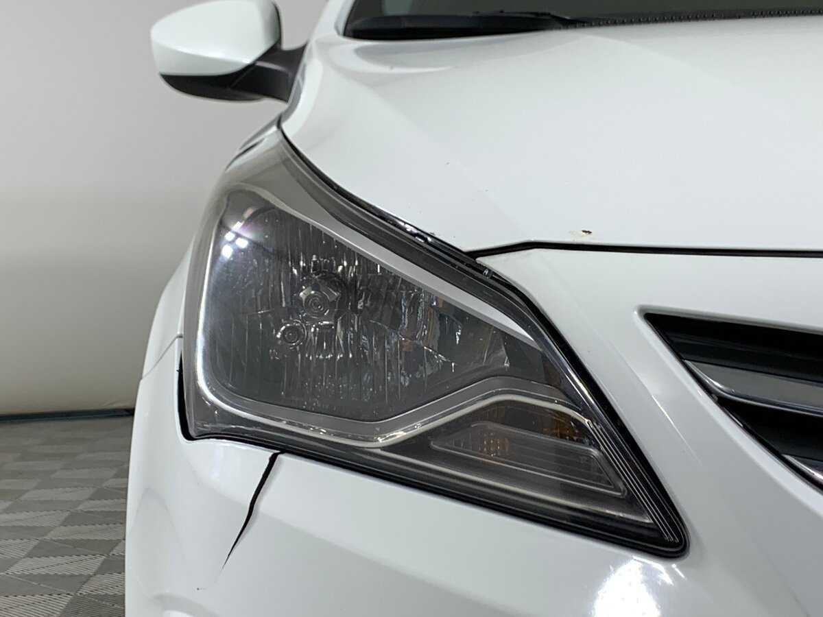 Купить Hyundai Solaris с пробегом. Фото: #9