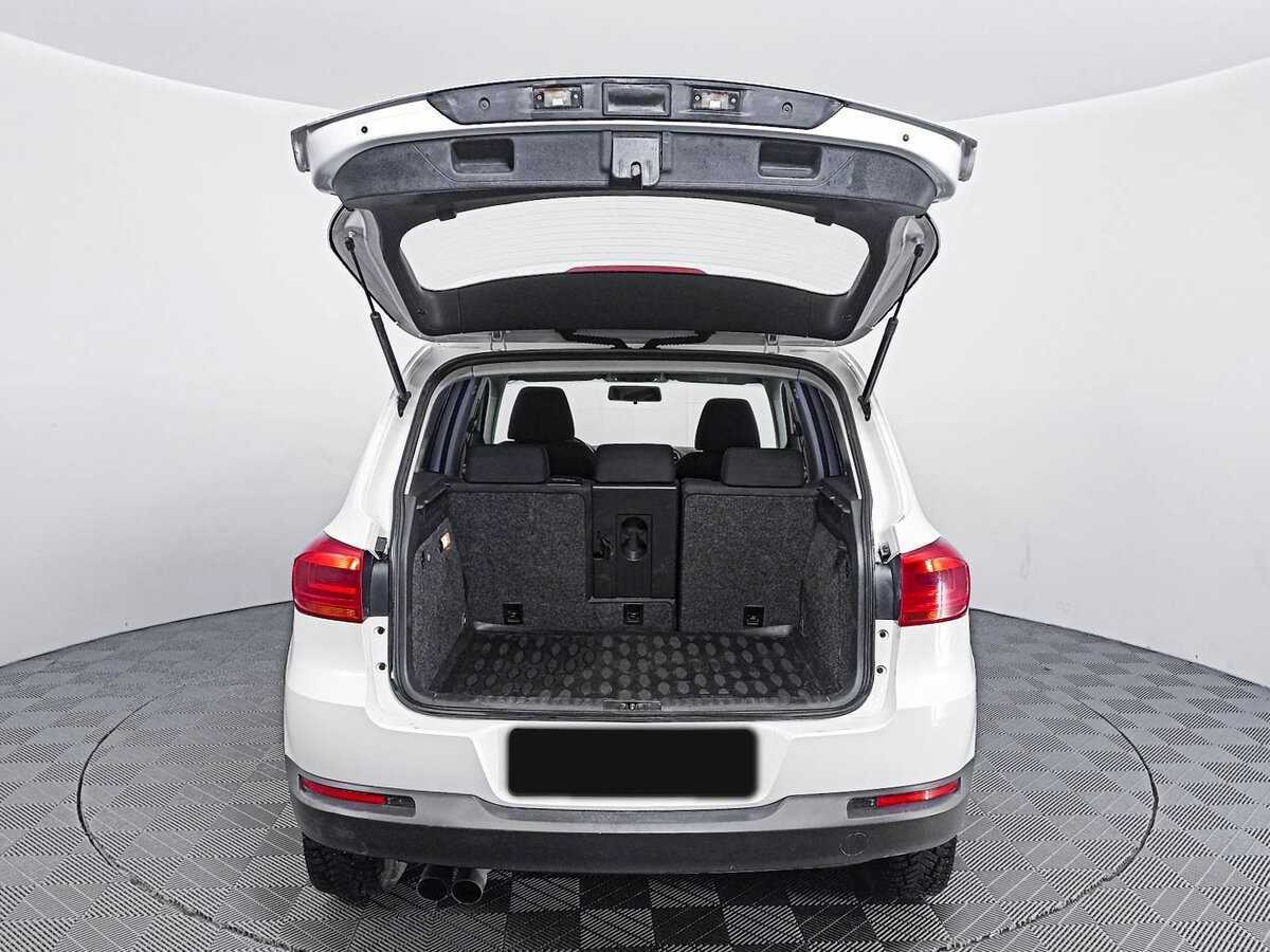 Купить Volkswagen Tiguan с пробегом. Фото: #9