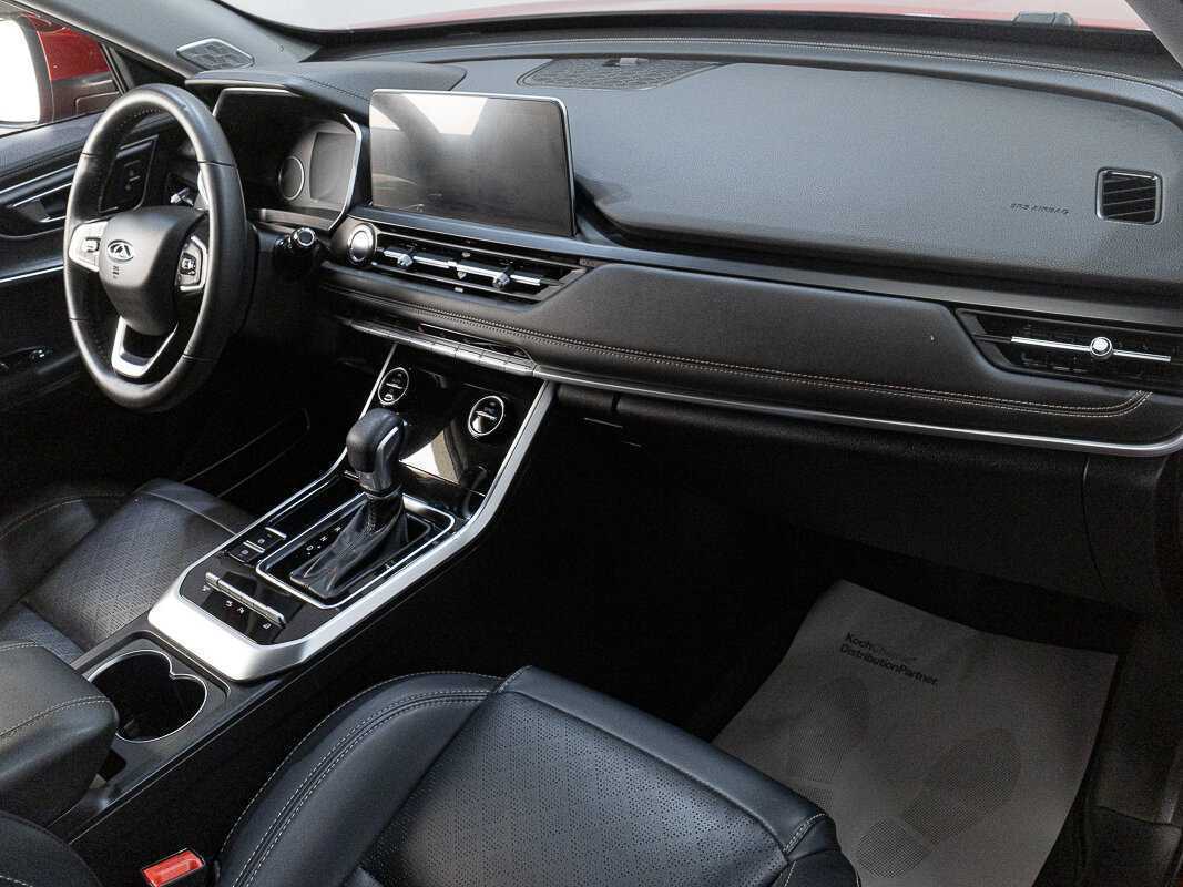 Купить Chery Tiggo 8 с пробегом. Фото: #7