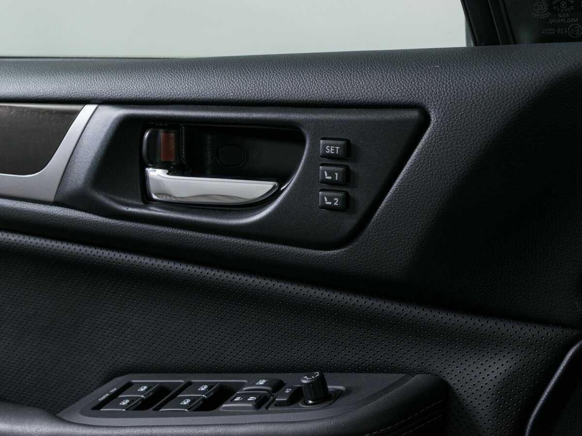 Купить Subaru Outback с пробегом. Фото: #16