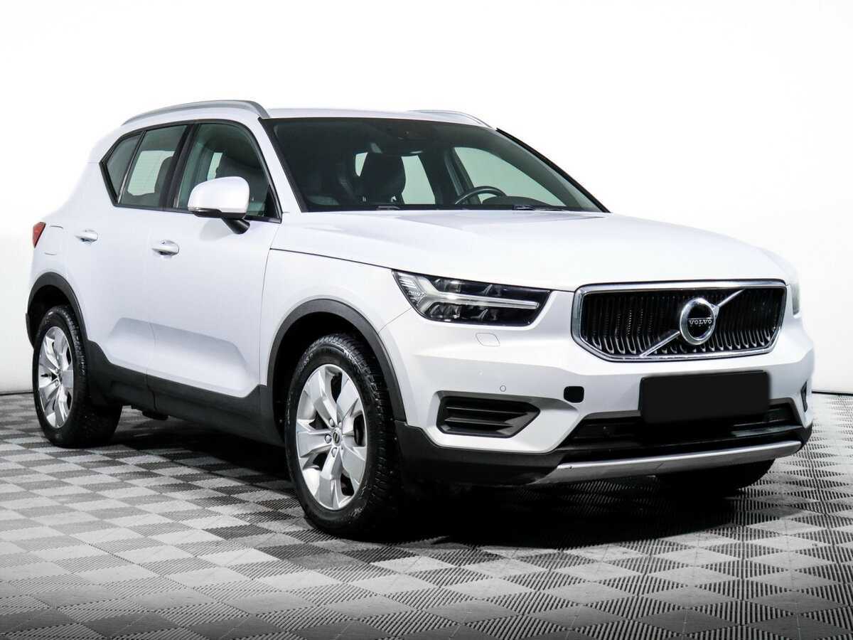 Купить Volvo XC40 с пробегом. Фото: #2