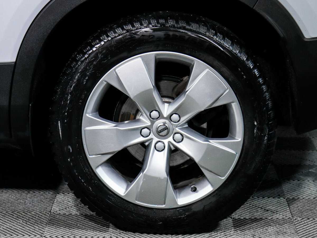 Купить Volvo XC40 с пробегом. Фото: #14