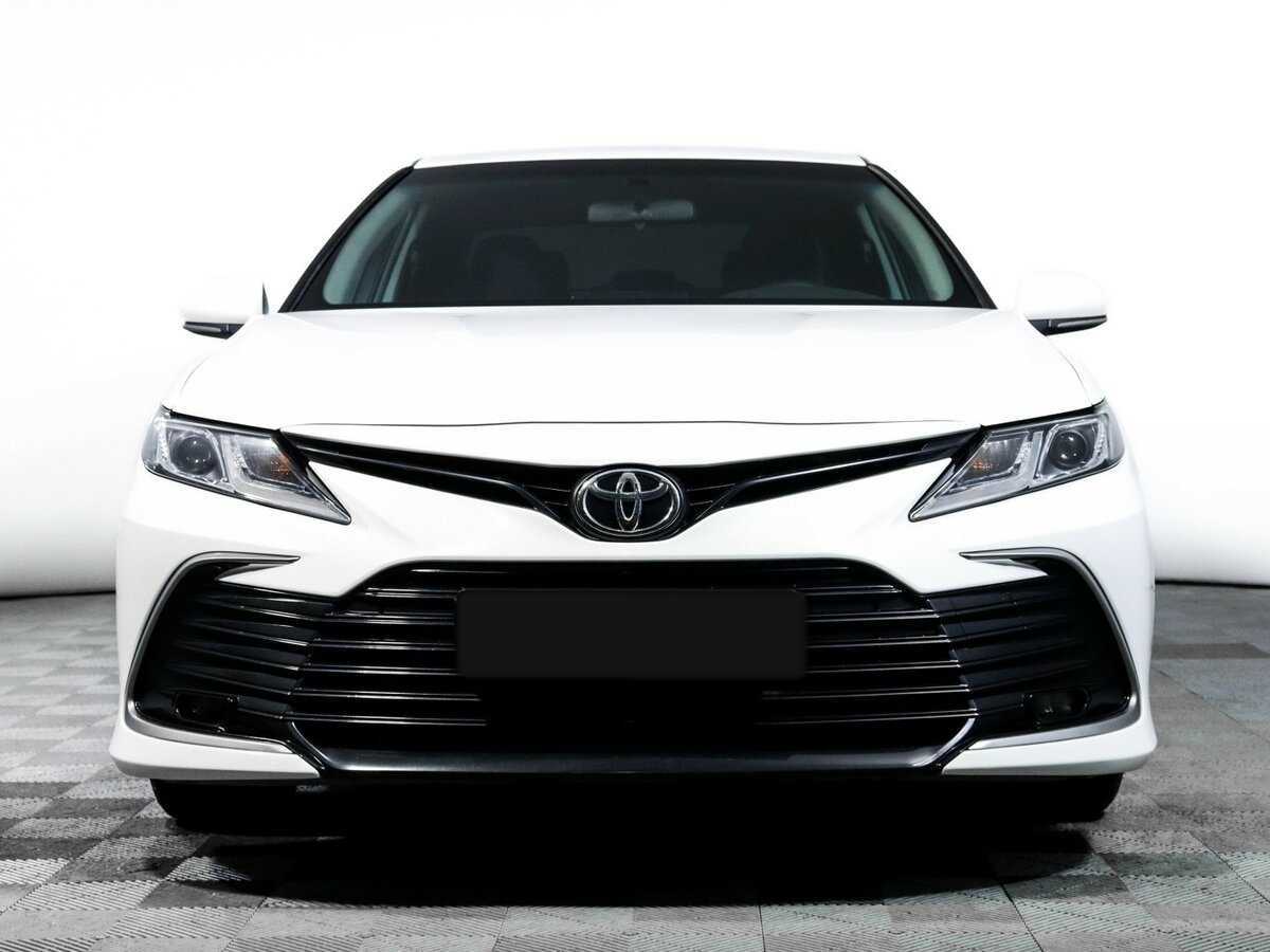 Купить Toyota Camry с пробегом. Фото: #1