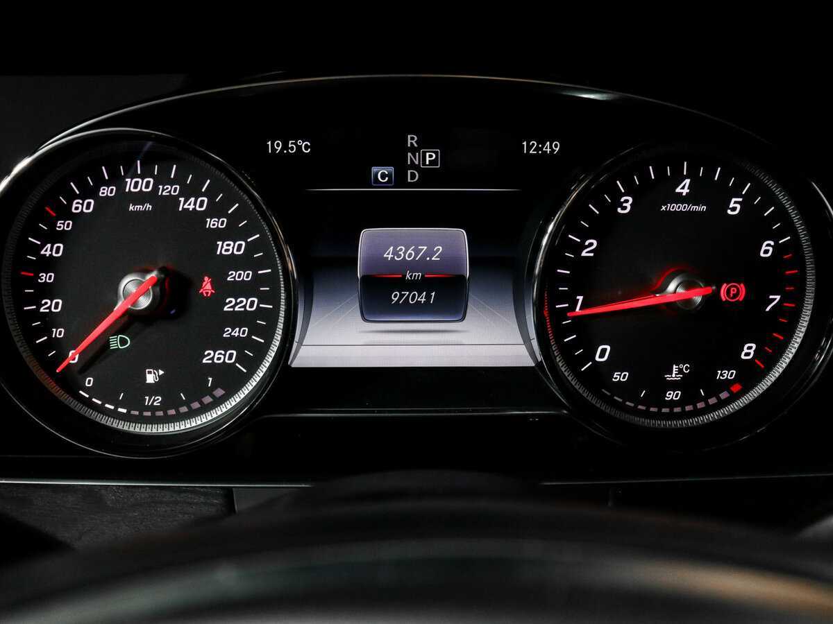 Купить Mercedes-Benz E-Класс с пробегом. Фото: #7