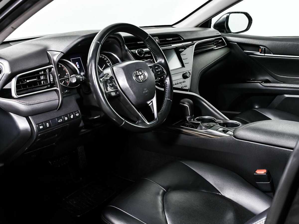 Купить Toyota Camry с пробегом. Фото: #11