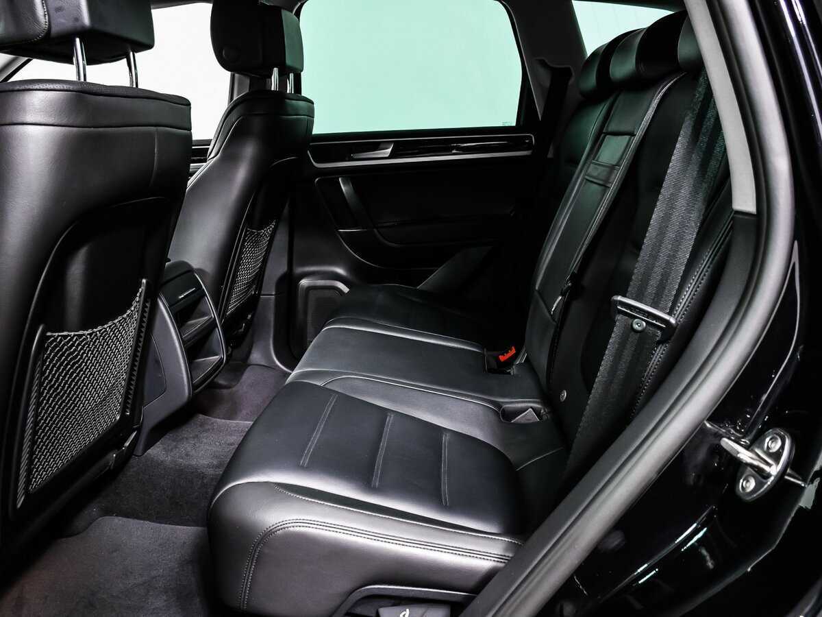 Купить Volkswagen Touareg с пробегом. Фото: #13