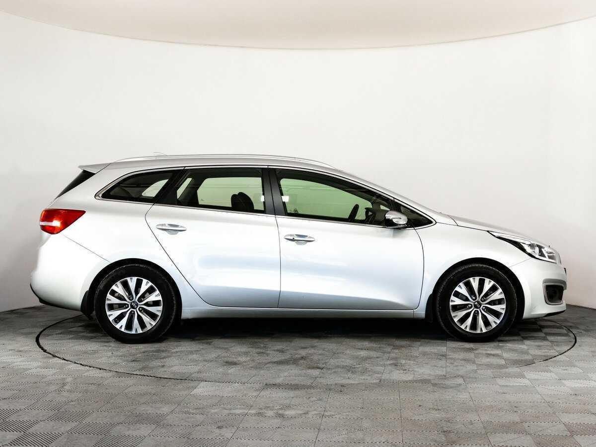 Купить Kia Ceed с пробегом. Фото: #3
