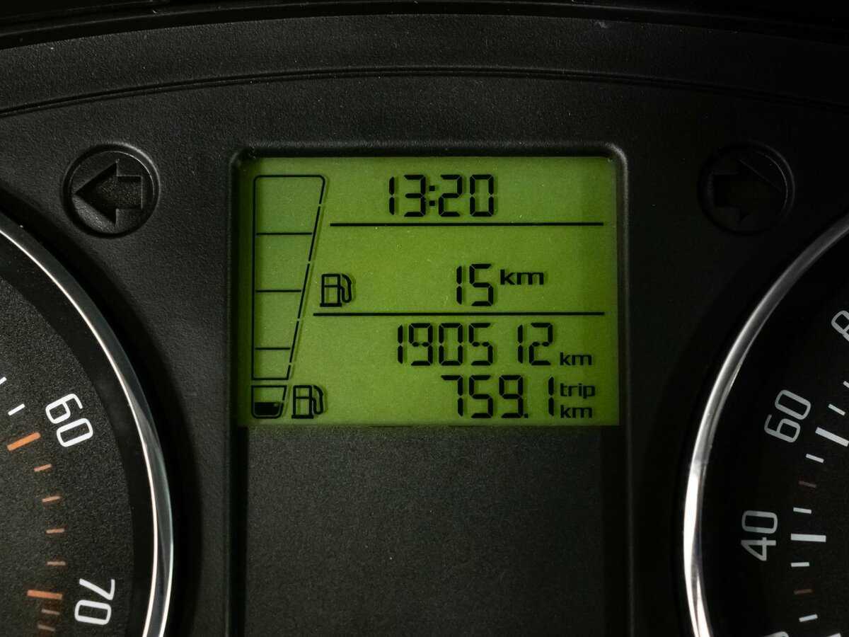 Купить Skoda Fabia с пробегом. Фото: #15