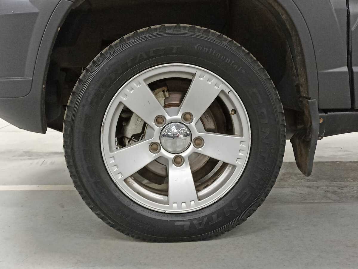 Купить Chevrolet Niva с пробегом. Фото: #17