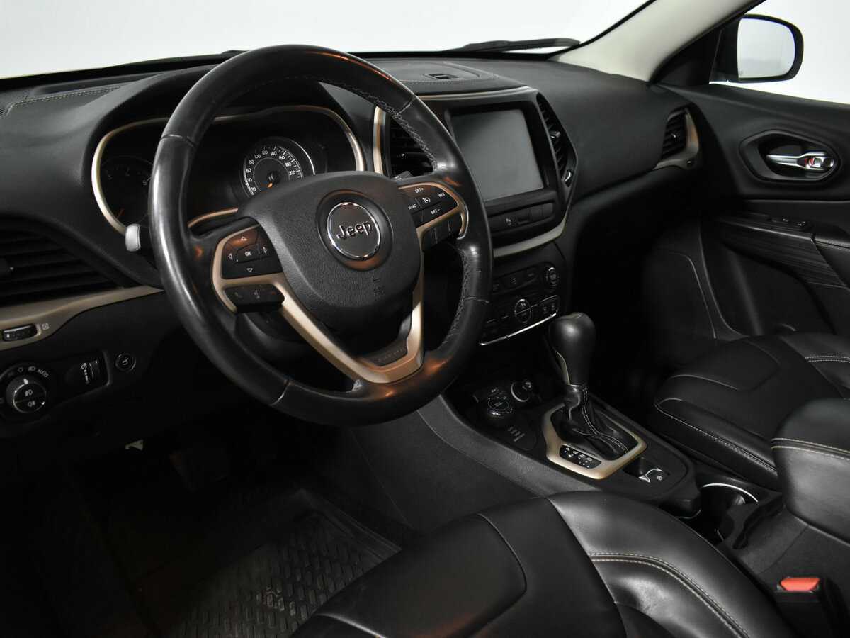 Купить Jeep Cherokee с пробегом. Фото: #8
