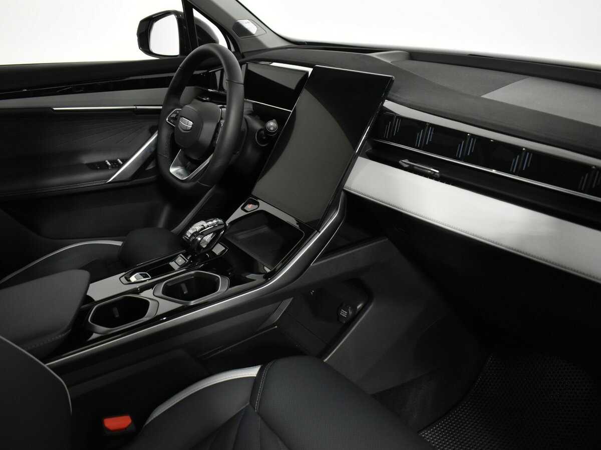 Купить Geely Atlas с пробегом. Фото: #11